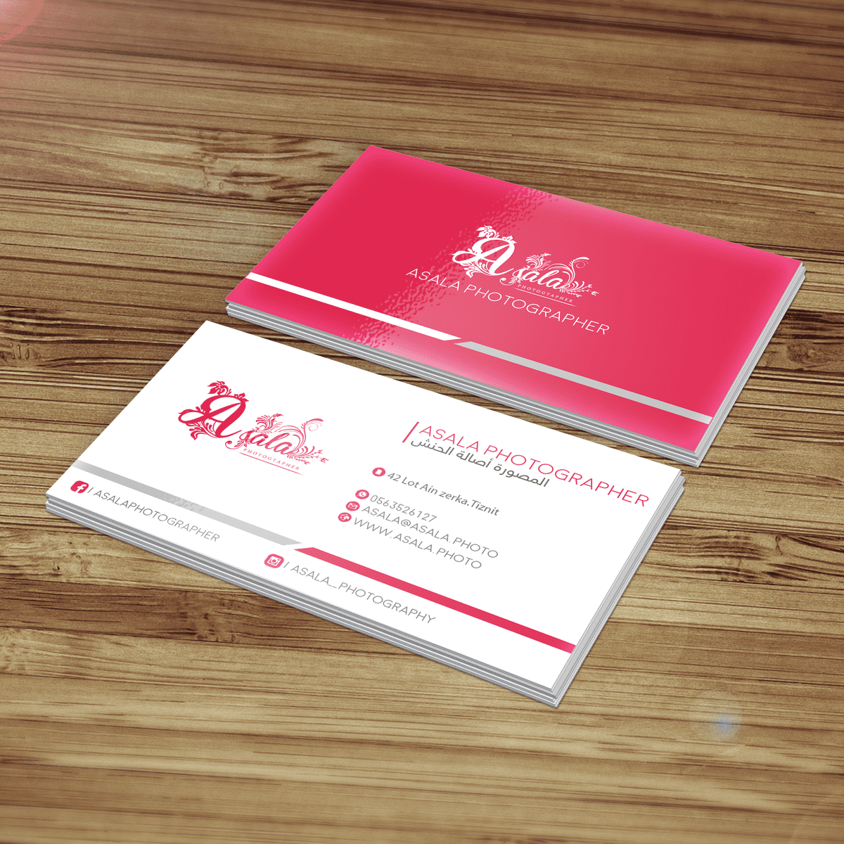 Free-Business-Card-Mockup