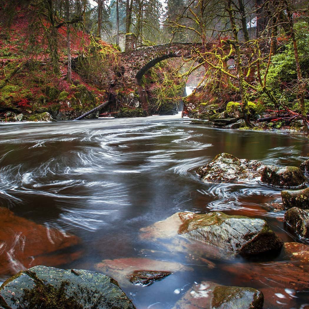 bigstock-Hermitage-Bridge-Dunkeld-58734701resize105040