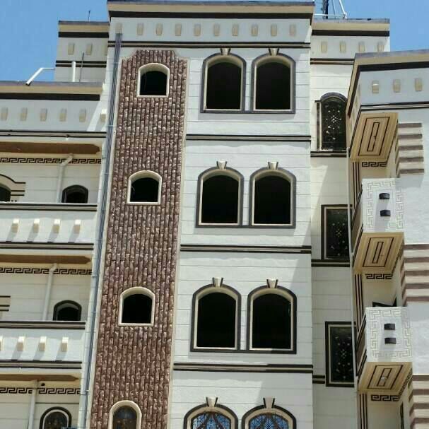 نقشات وديكورات خارجية كسر رخام ، حجر أسمنت أبيض وبطحاء الرياض ( صور
