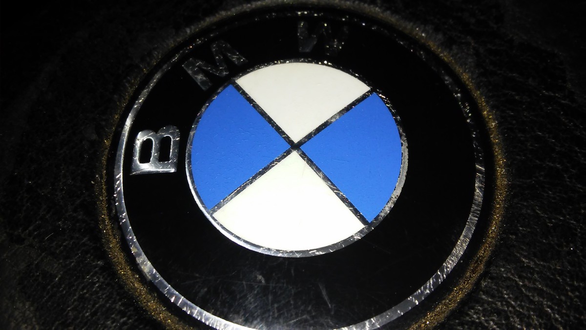 BMW LOGO