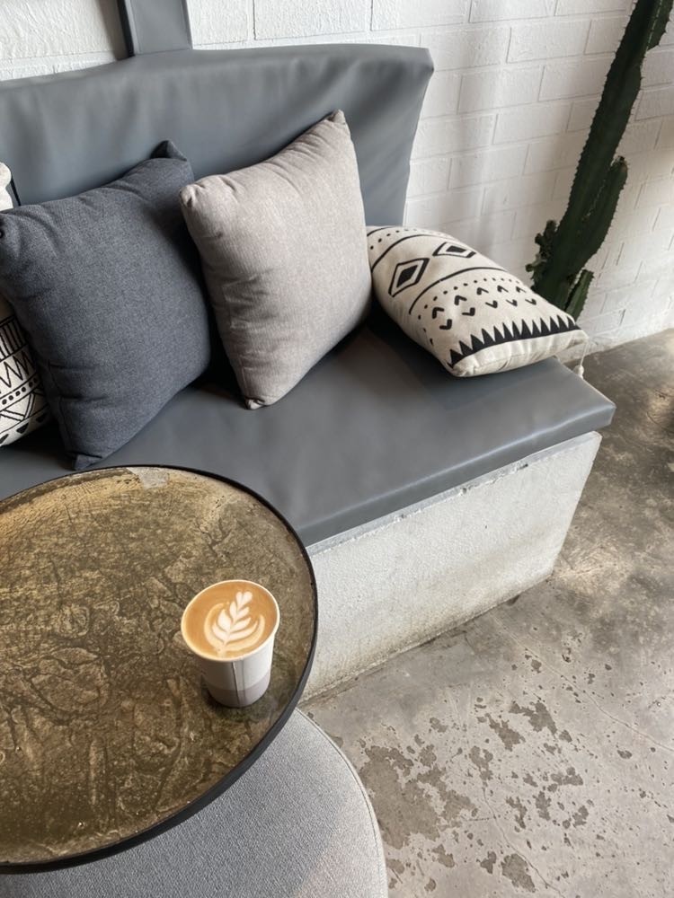 77BB7712-8995-4D35-A0B0-4AB3F3DA9410