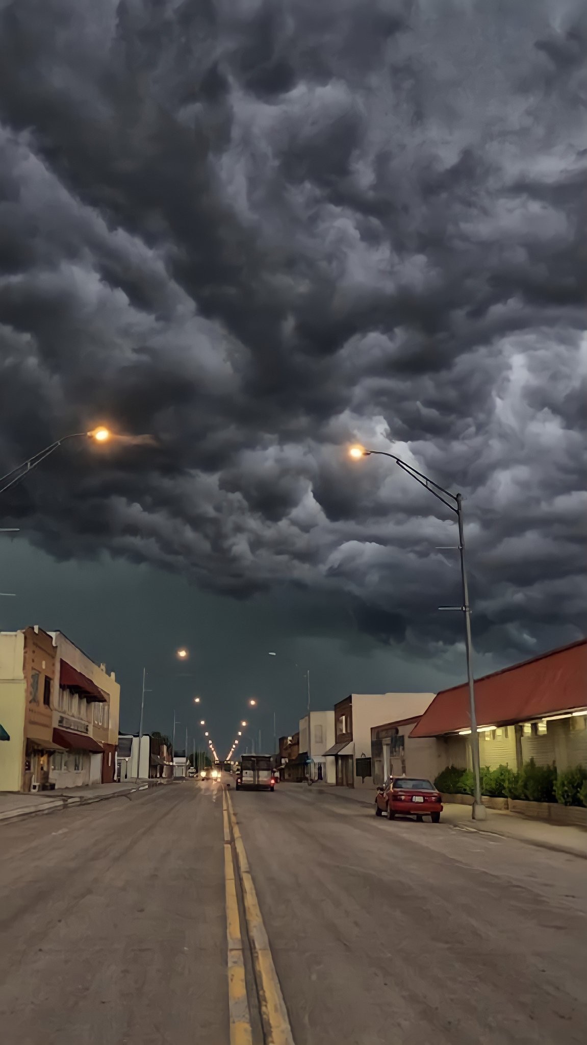 FB019FC1-0316-4FDB-99C8-ADBD1A0E7F9C