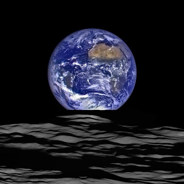 nasa-earthrise-lro-2015