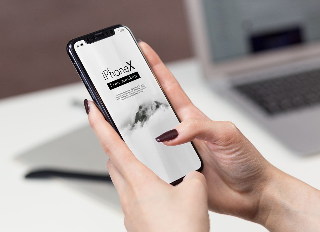 iPhone_X_in_Office_Mockup_Set1