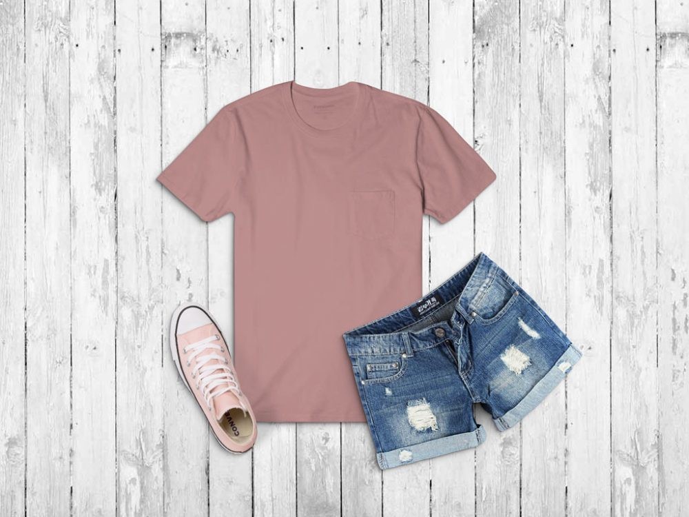 T-Shirt_with_Jeans_Shorts_Mockup