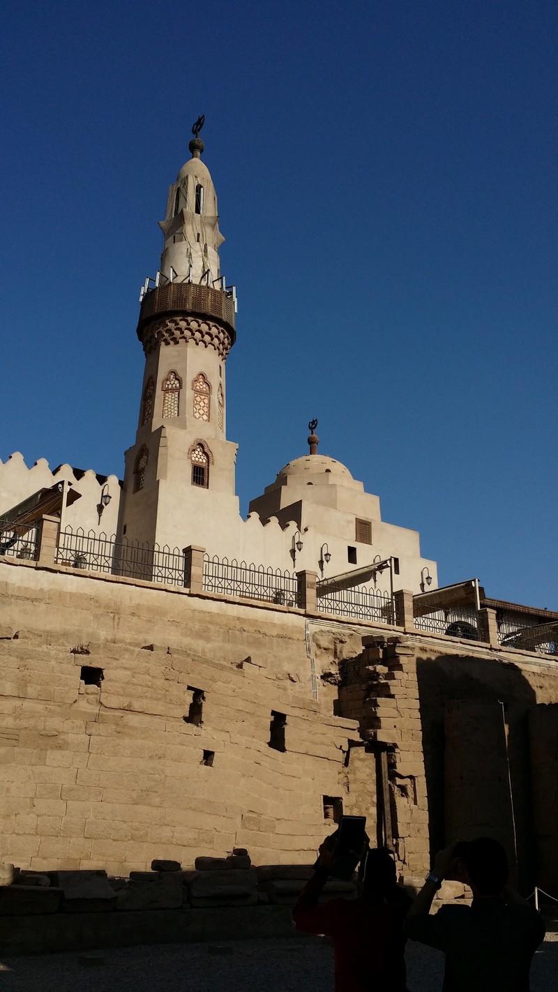 ٢٠١٤١٢١٠_١٤٠١٤٥