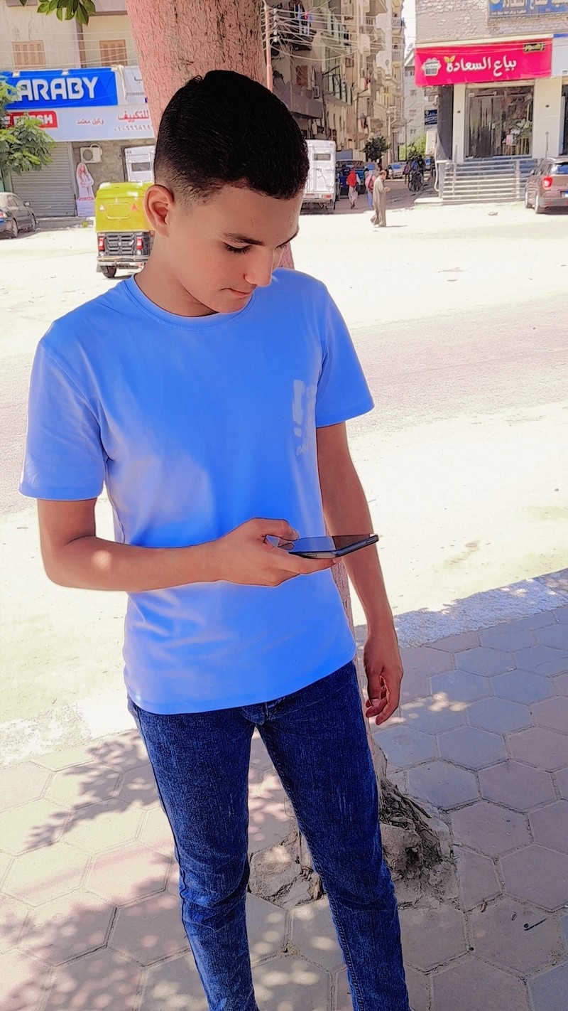 Picsart_24-09-05_17-56-34-596