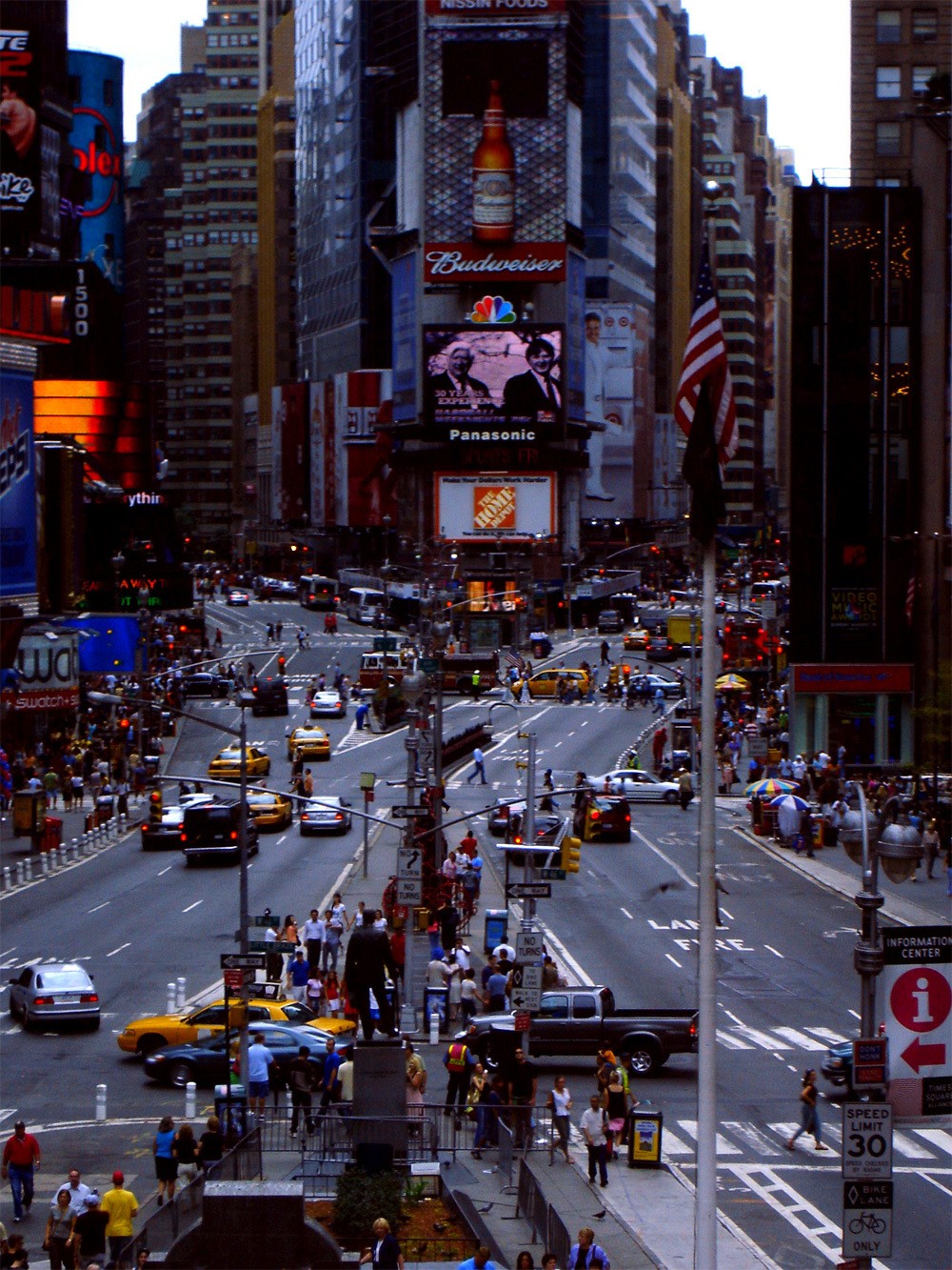 Times_Square__Tall_