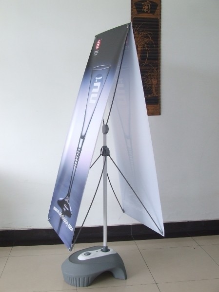 x_banner_stand_outdoor_1_20151112_1787778668