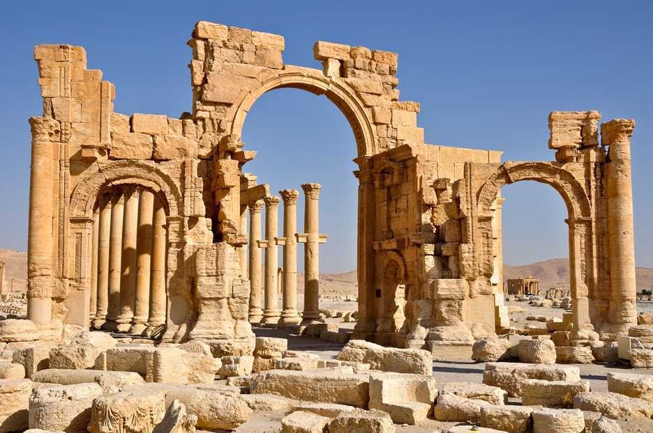 Ruins_of_Palmyra_2