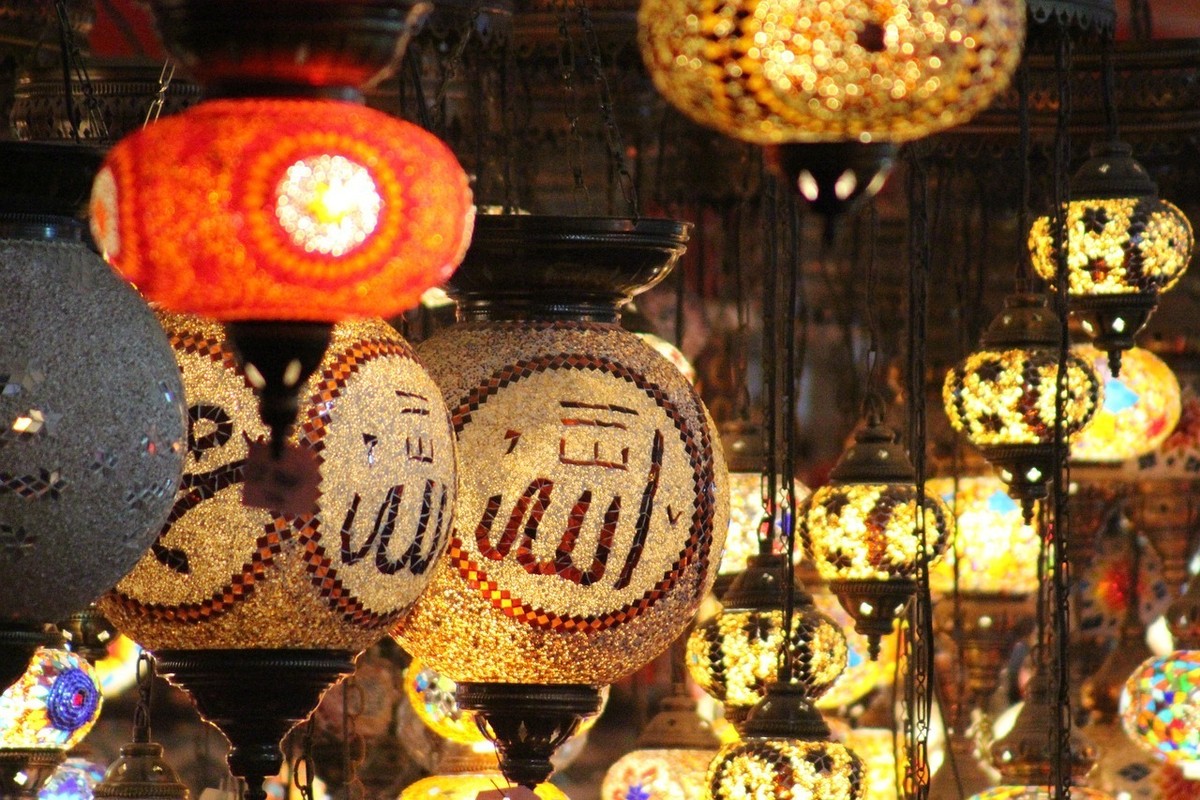 lantern-3346144_1280