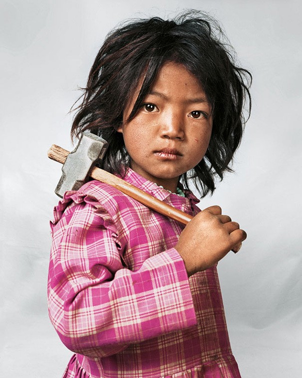أنديرا، ٧ أعوام، كاتماندو في نيبال
