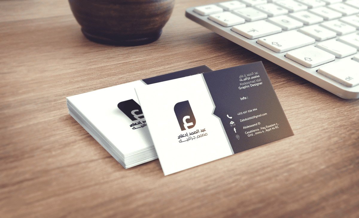 Business-card-mockup-02