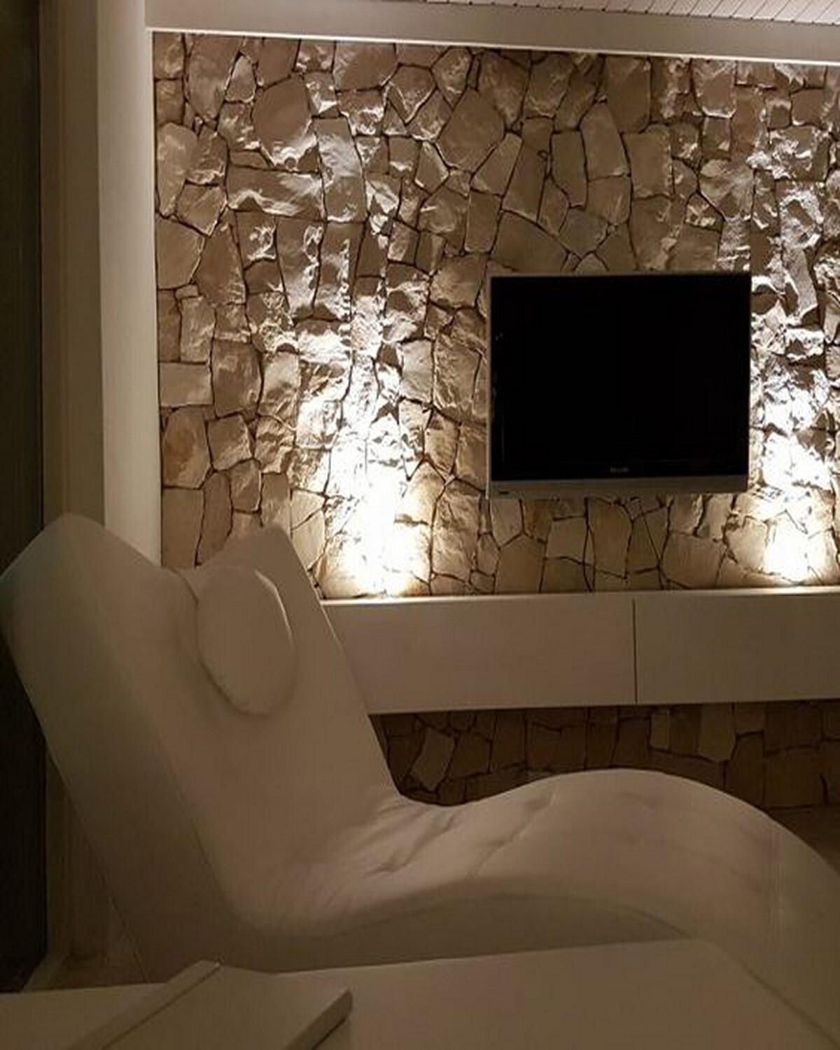 ديكور_حجر_طبيعى_داخلى