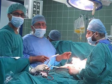 اسئصال طوله ١٢سم مريضه بالمستشفى