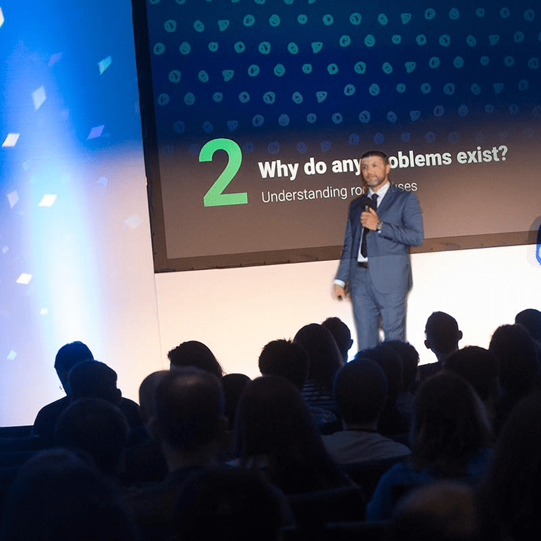 	 يوسف السعيد 