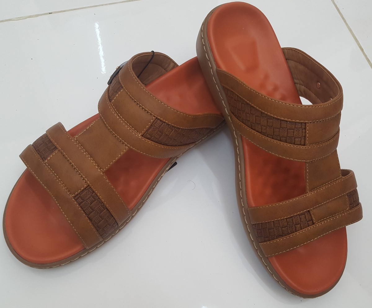 نعال_بني