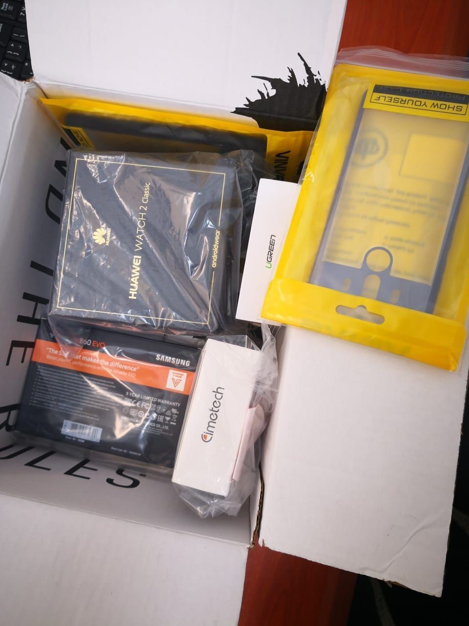 Huawei Watch 2 + Samsung SSD + Mobile Cover