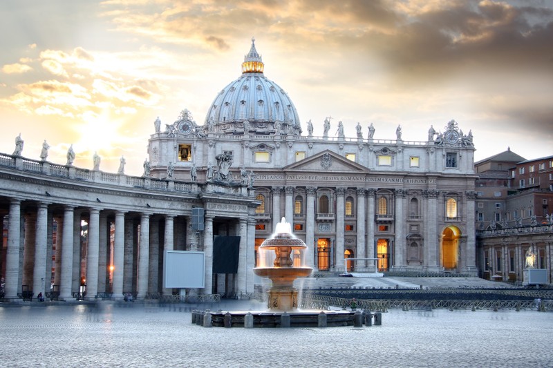 st-peters-basilica-fountain-foreground-wallpaper__1_