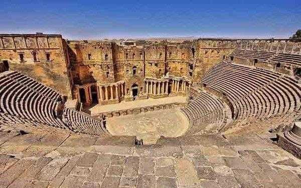 Bosra_Romanians_Theatre