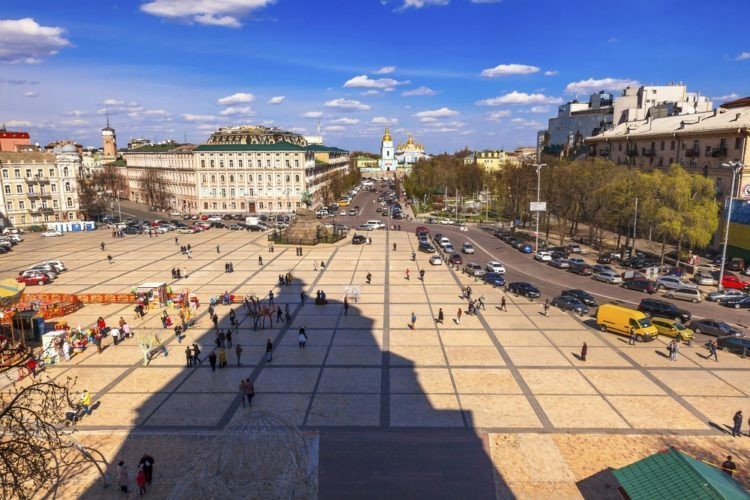 Sofiyskaya_Square