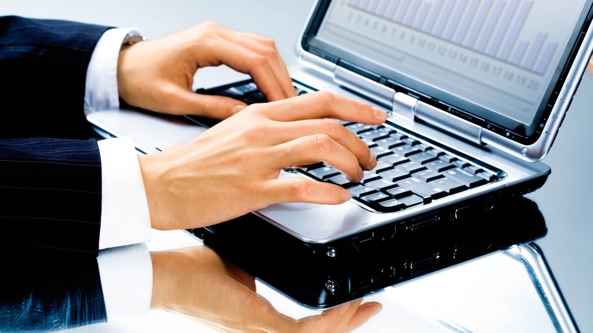 laptop_sleeve_businessman_graphics_80022_1920x1080