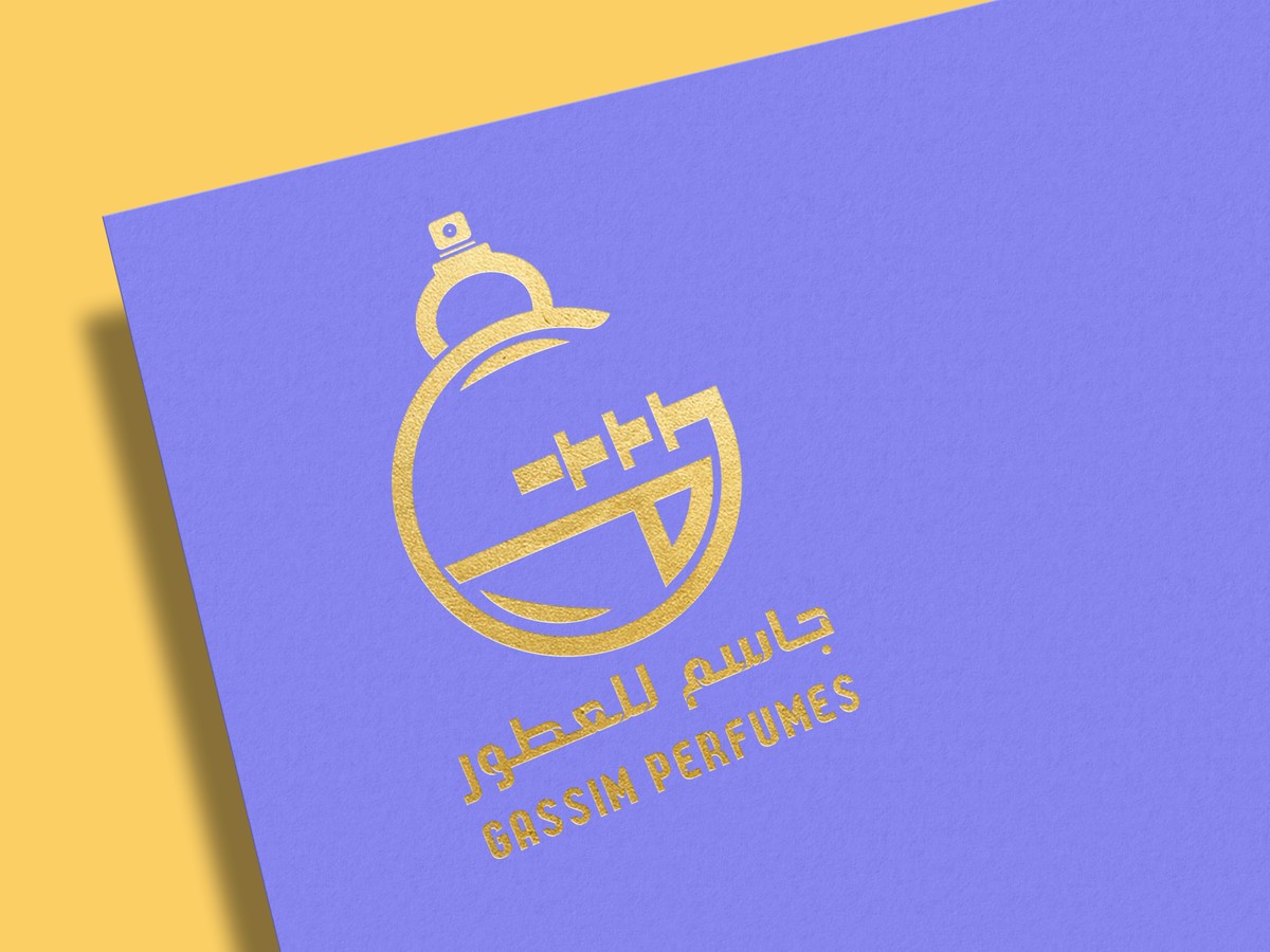 Free-Gold-_-Silver-Foil-Logo-Mockup-PSD12214