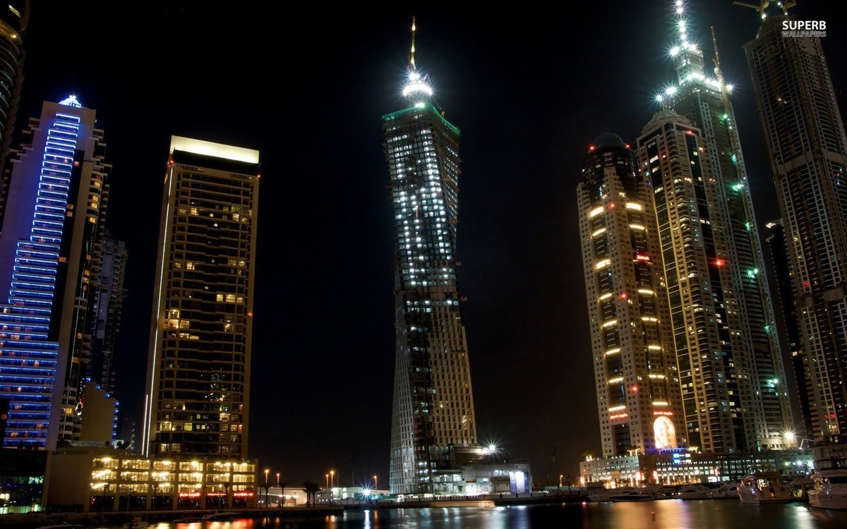 night_Dubai_1680x1050