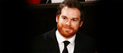 لما لونها أحمر شيئا ما ؟