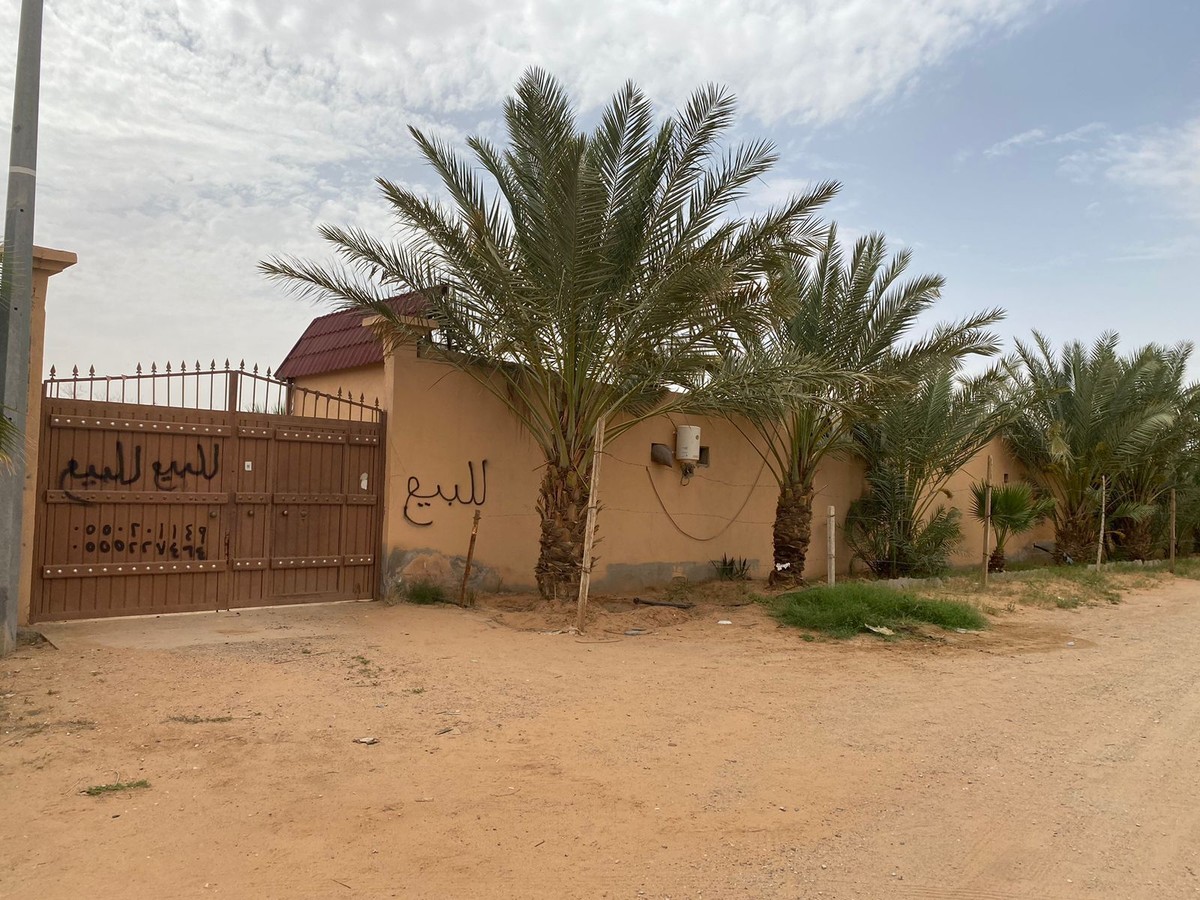 استراحة للبيع أوالإيجار الشديده الخرج م/ 5000م2