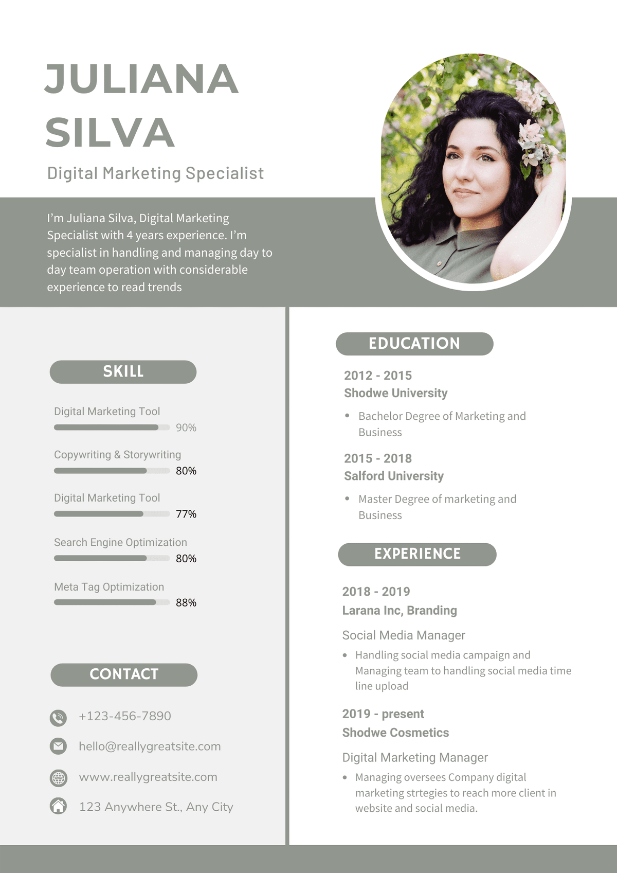 White_Grey_Simple_Professional_Resume