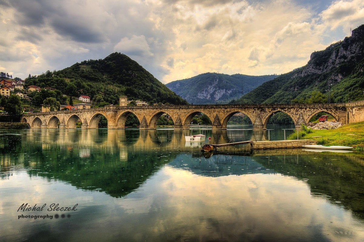 IMGP3364_5_6_tonemapped